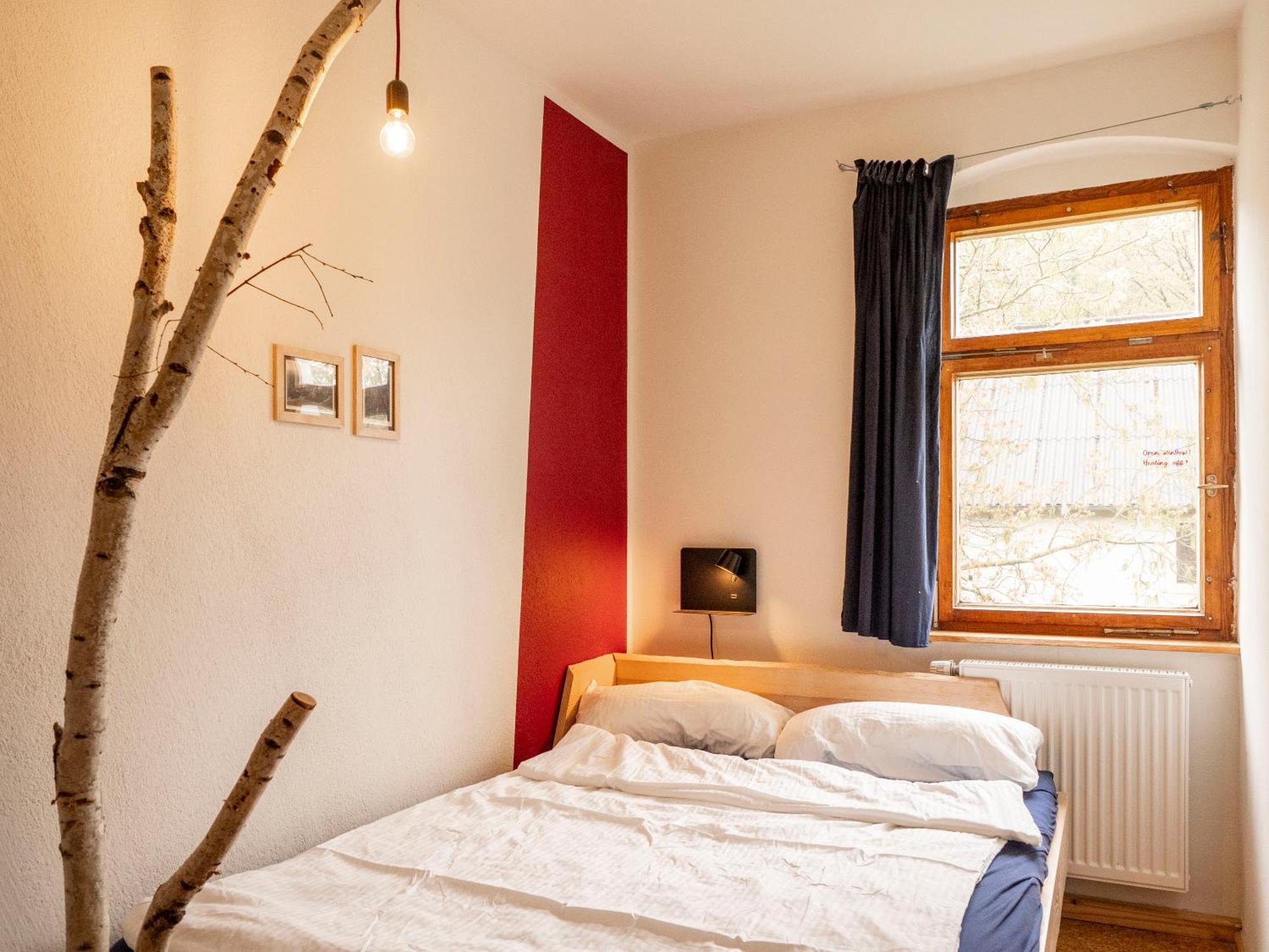 Hinterland Hostel Rathen Værelse billede